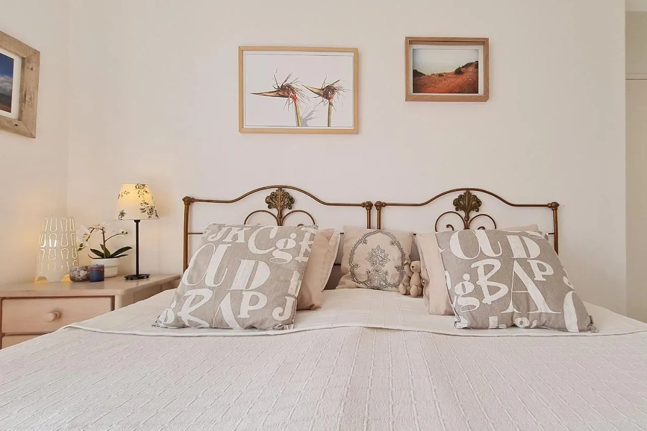 Sunny Apart W Balcony In Algarve By Lovelystay Ferragudo  0*, Ferragudo (Faro)